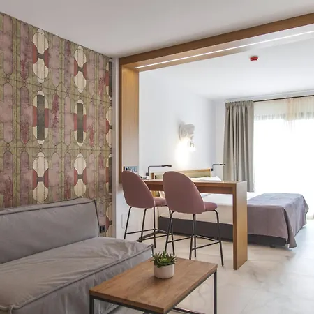 Stic Urban & Hotel