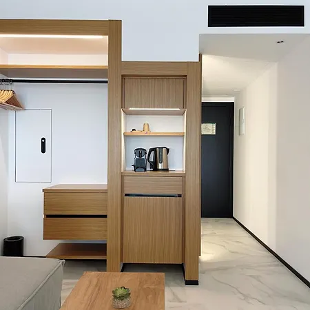 Hotel Stic Urban & 4*