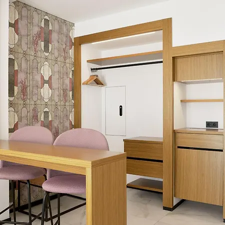 Stic Urban & Hotel 4*